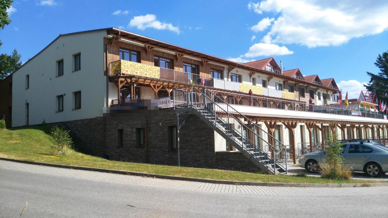 Apartman Leo Nr. 8 Lipno Nad Vltavou Extérieur photo