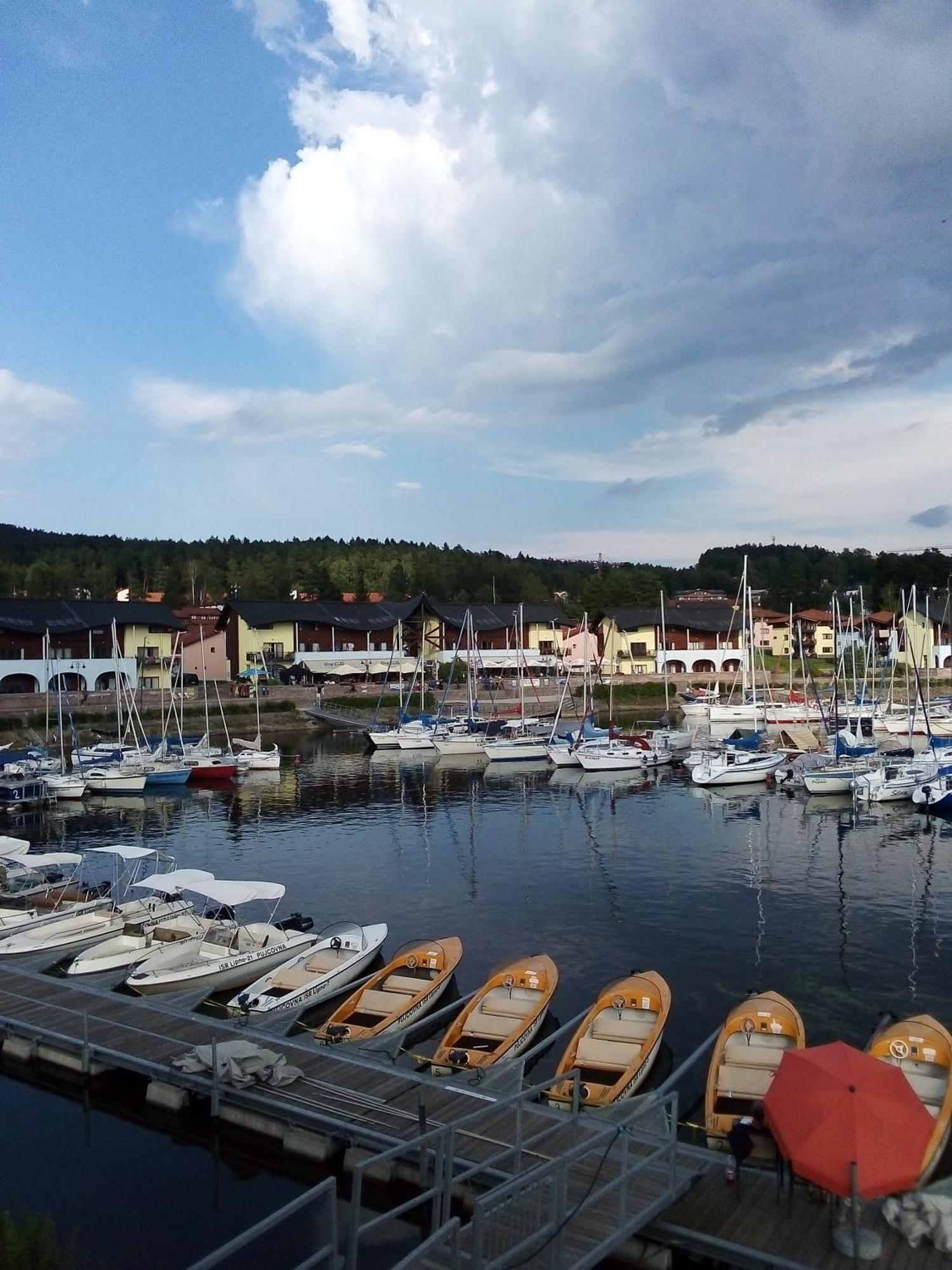 Apartman Leo Nr. 8 Lipno Nad Vltavou Extérieur photo